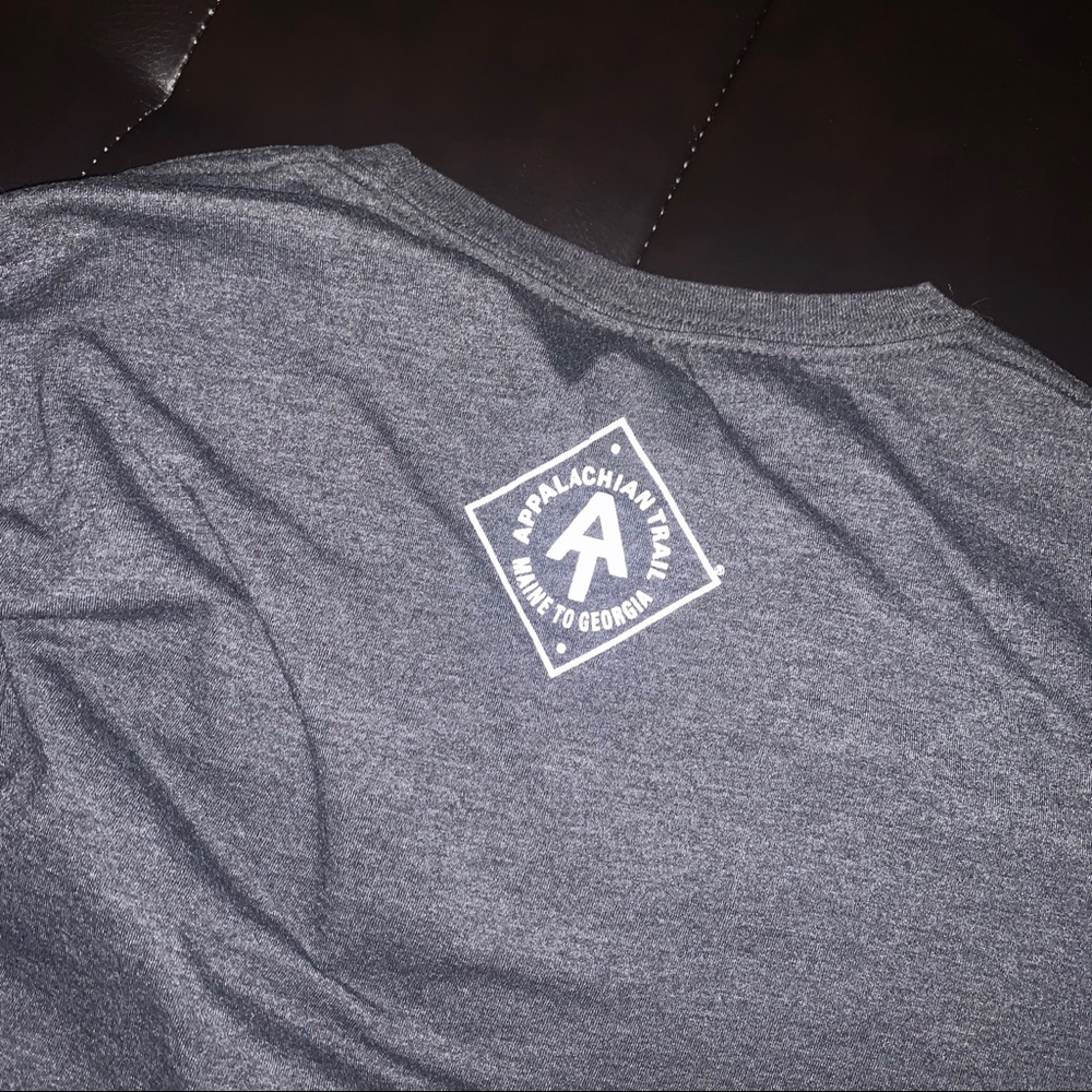 T shirt - Picture 3 of 3